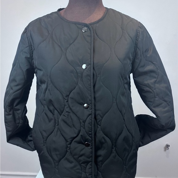 Core Life Light Quilted Jacket - Picture 2 of 6